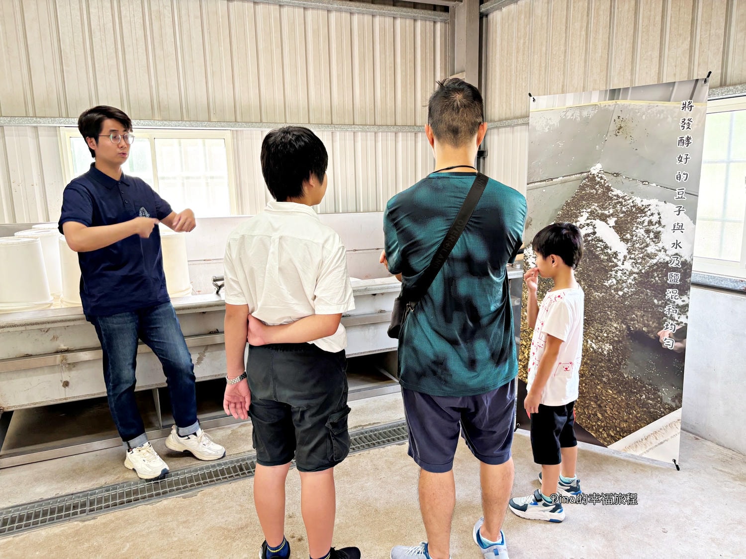 【花蓮親子體驗】一品醇醬油。詳細導覽參觀醬油製做過程、親子互動DIY醬油烤仙貝。假日雨天備案親子遊好去處 - 第11張圖 【花蓮親子體驗】一品醇醬油。詳細導覽參觀醬油製做過程、親子互動DIY醬油烤仙貝。假日雨天備案親子遊好去處