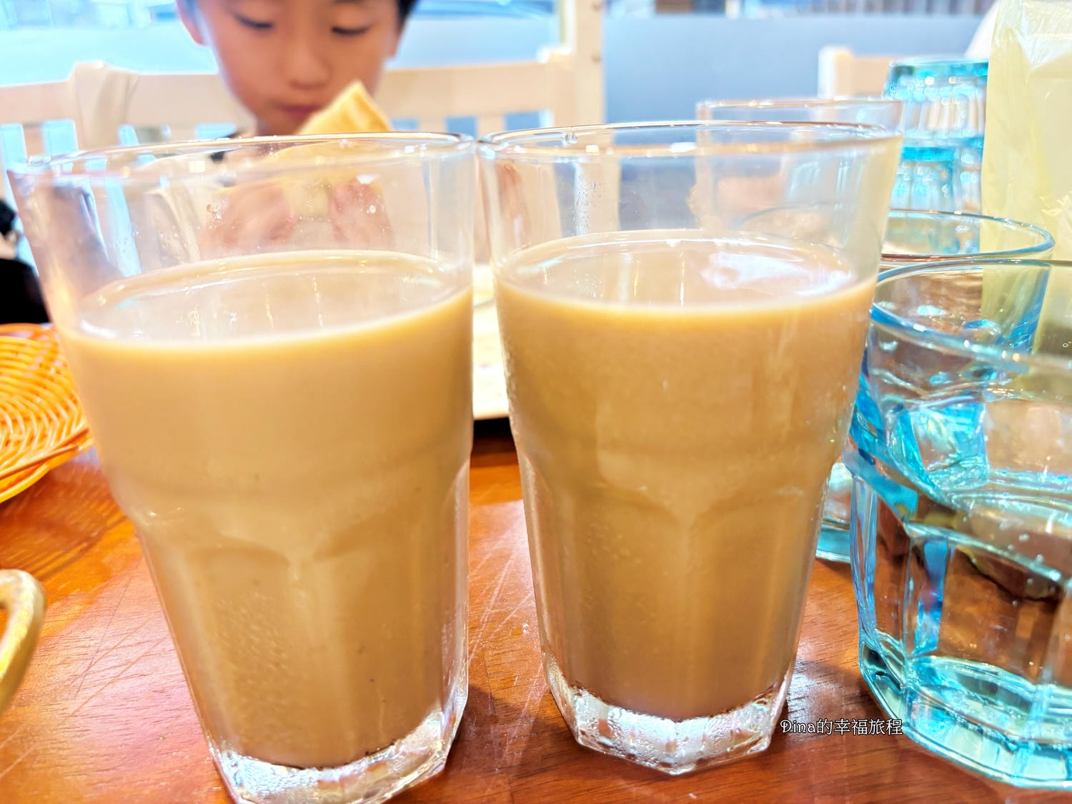 【花蓮美食】瑪丁娜印度小館。手工現點現做印度烤餅。層次豐富、風味濃郁印度咖哩