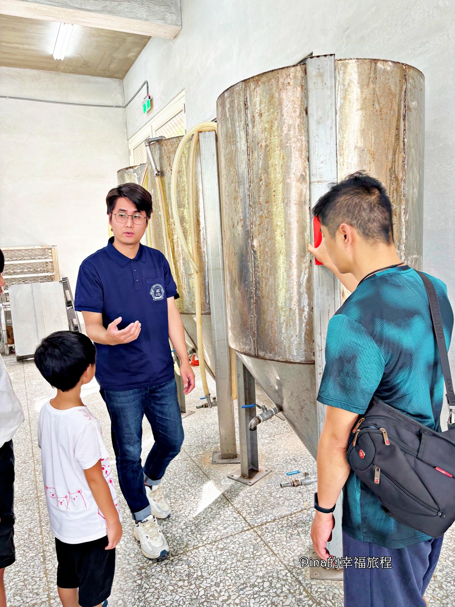 【花蓮親子體驗】一品醇醬油。詳細導覽參觀醬油製做過程、親子互動DIY醬油烤仙貝。假日雨天備案親子遊好去處