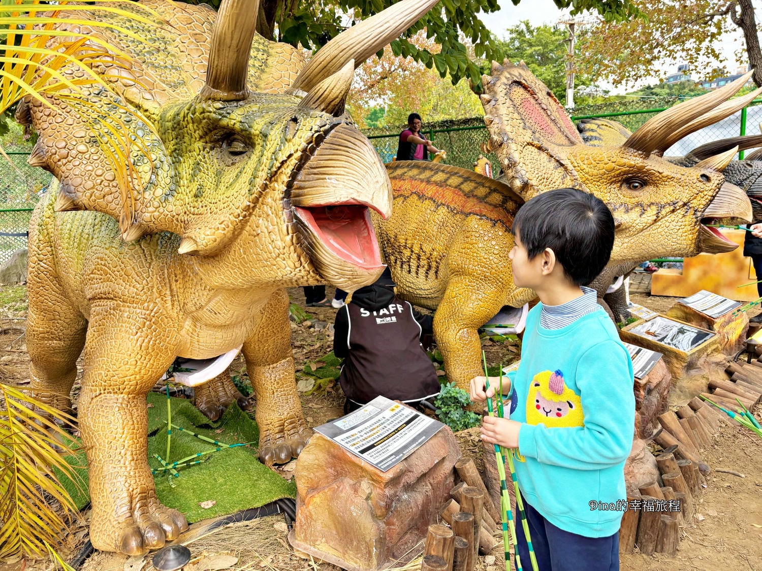 【台北景點】恐龍大復活 關渡探險樂園。帶你走進侏儸紀世界