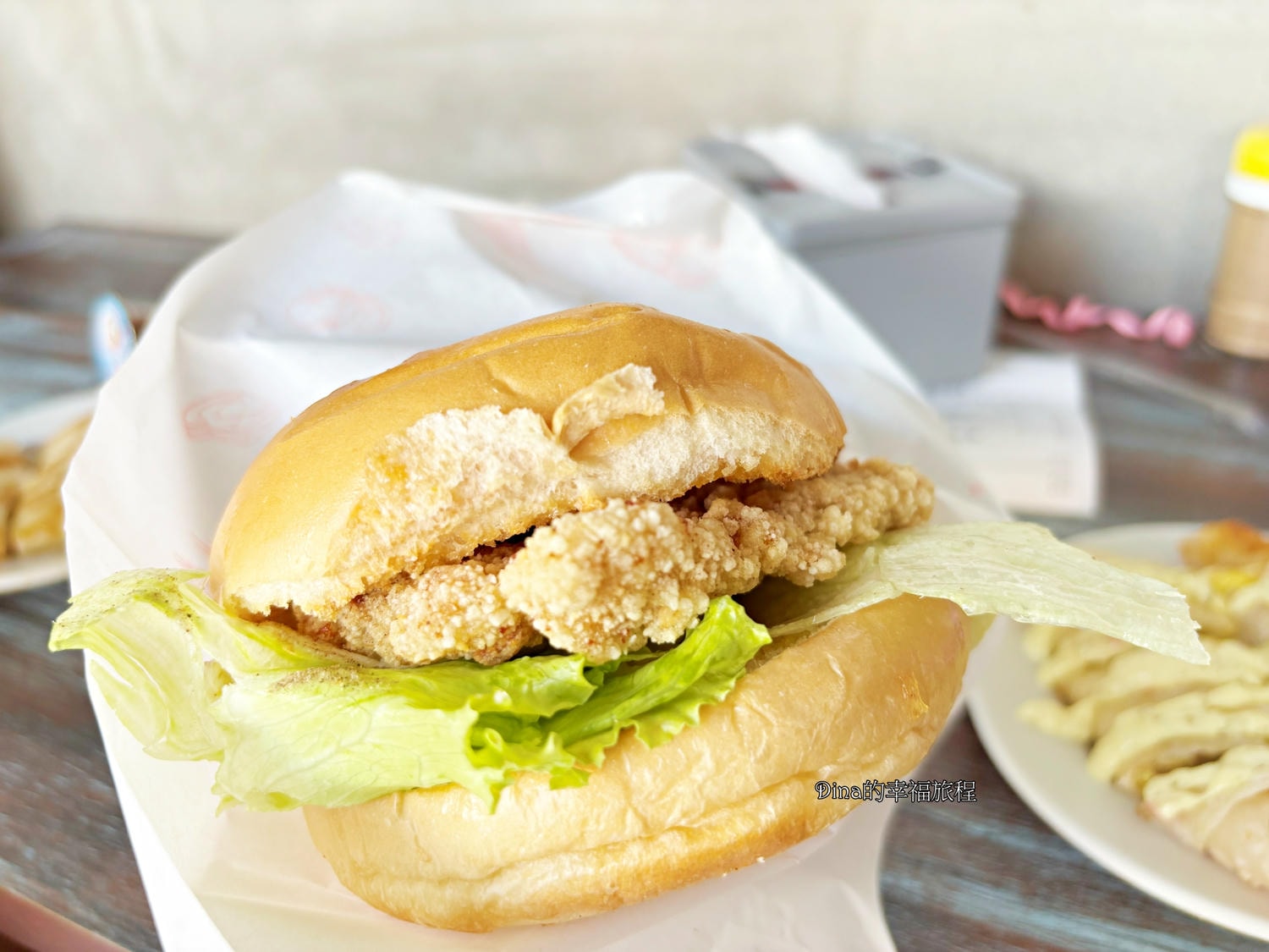 【小琉球美食】三隻魚找餐。必點鬼頭刀炸魚系列餐點/小琉球必吃美食