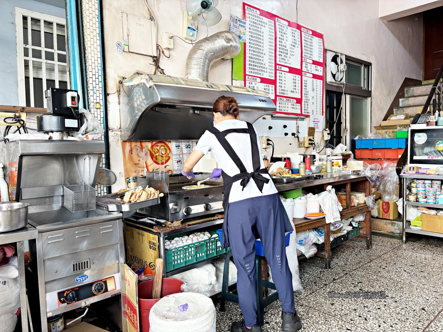 【小琉球美食】阿娟早餐。小琉球排隊美食/必吃炸肉蛋吐司、漢堡/需事先預約、假日沒預約吃不到/隔壁古早味零食值得逛逛 - 第4張圖 【小琉球美食】阿娟早餐。小琉球排隊美食/必吃炸肉蛋吐司、漢堡/需事先預約、假日沒預約吃不到/隔壁古早味零食值得逛逛