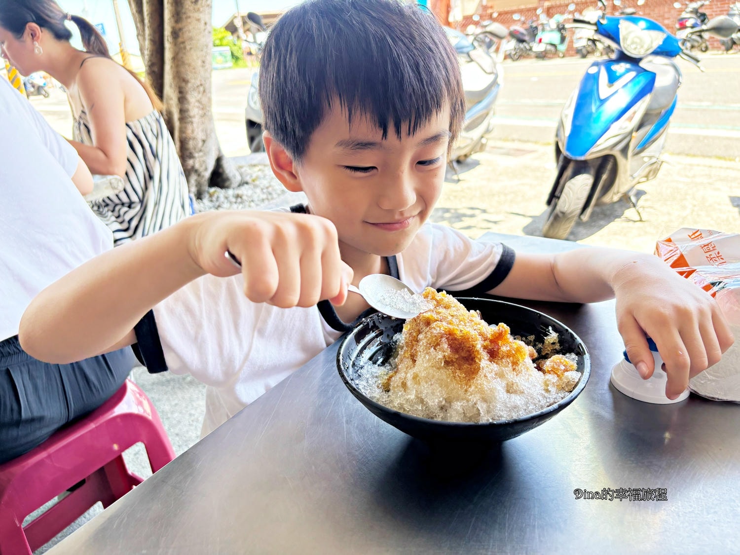 【小琉球美食】陳家小店黑糖剉冰。料好實在、超濃郁的黑糖剉冰/在地推薦美食