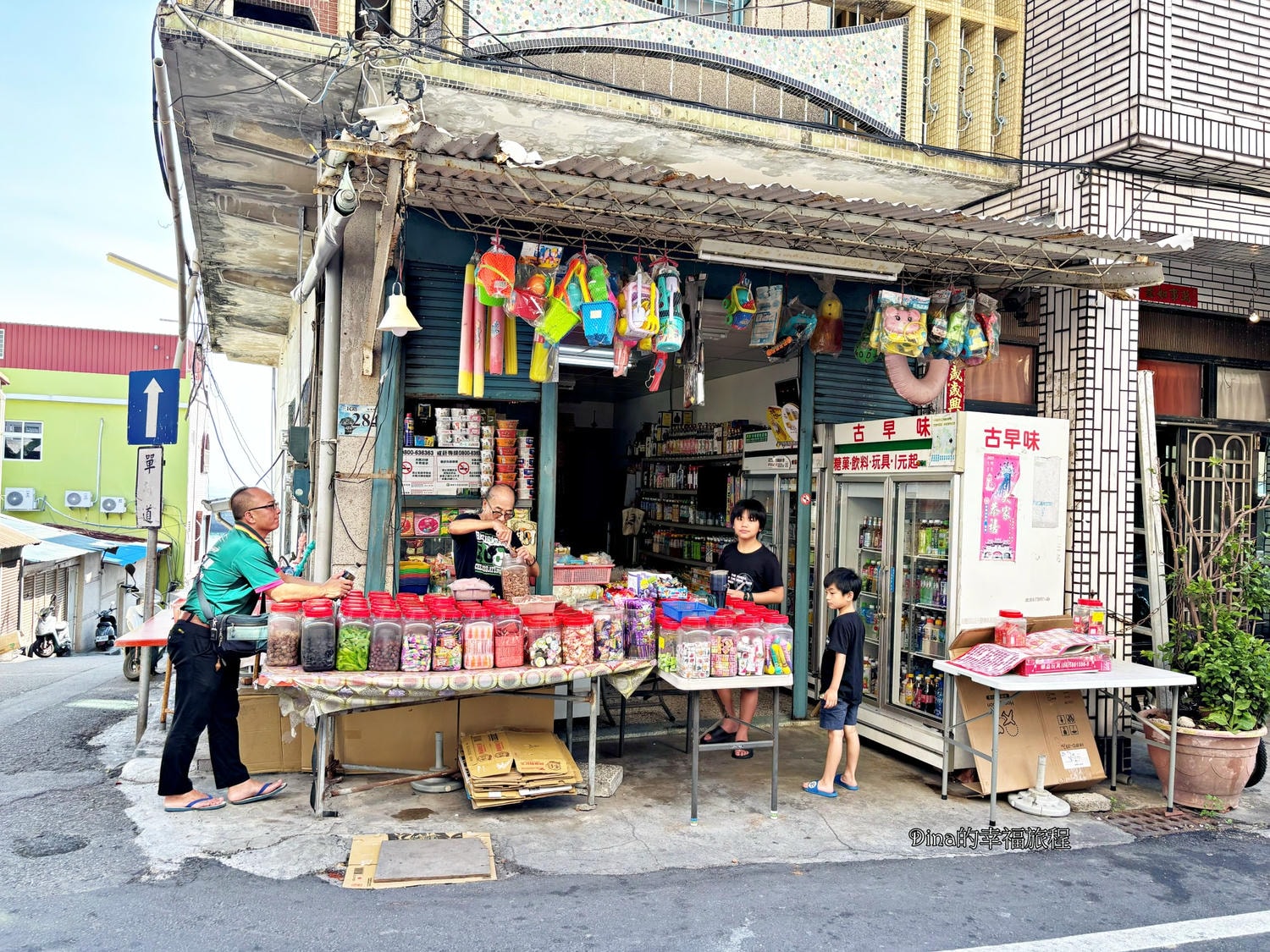【小琉球美食】阿娟早餐。小琉球排隊美食/必吃炸肉蛋吐司、漢堡/需事先預約、假日沒預約吃不到/隔壁古早味零食值得逛逛 - 第11張圖 【小琉球美食】阿娟早餐。小琉球排隊美食/必吃炸肉蛋吐司、漢堡/需事先預約、假日沒預約吃不到/隔壁古早味零食值得逛逛