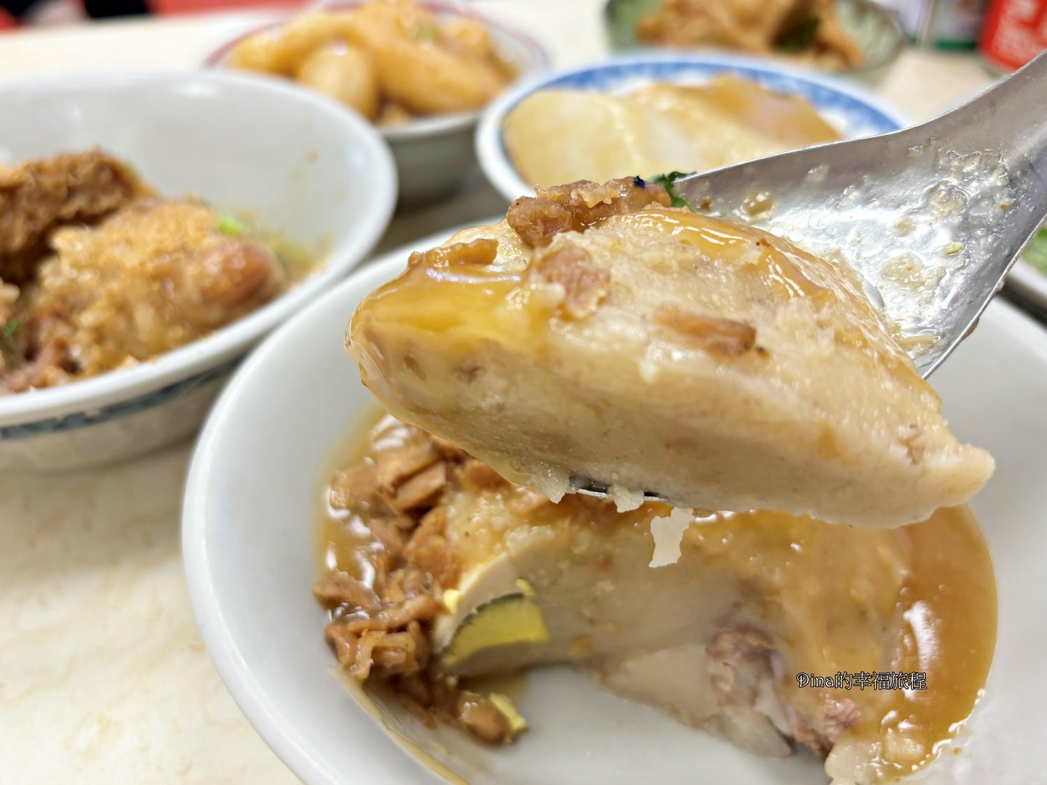【台北美食】春來蚵仔麵線。台北市七大天王專業麵線/平民美食小吃/傳統的美味/後山碑必吃美食