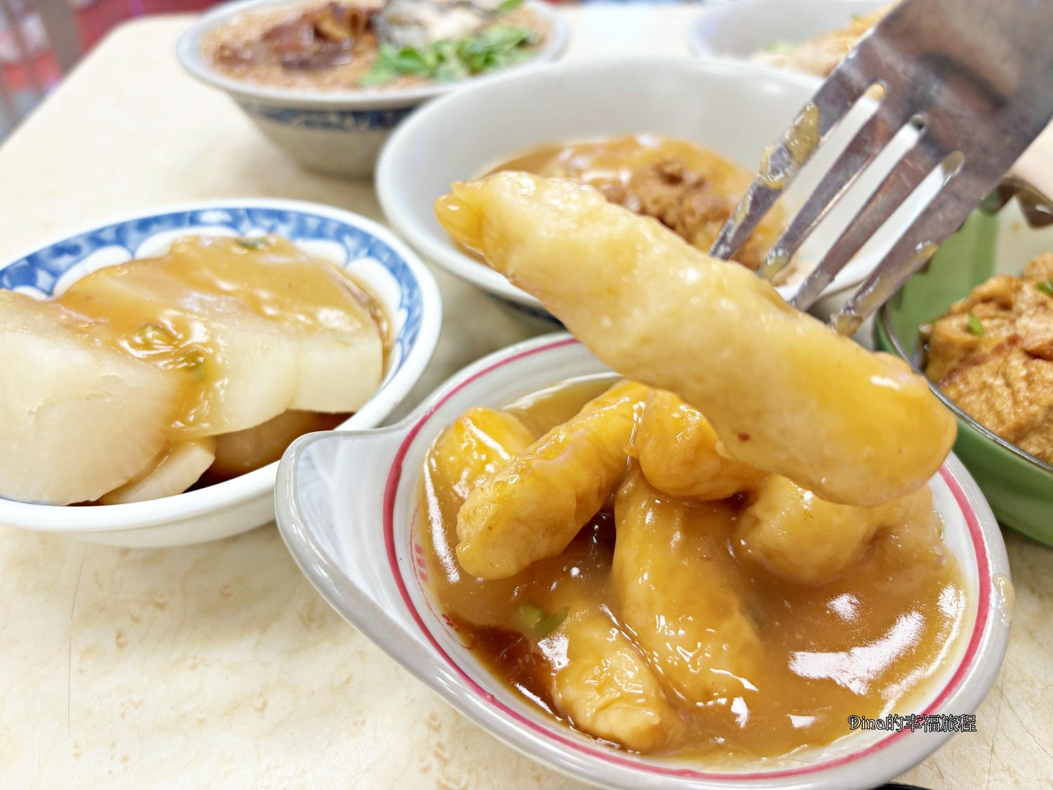 【台北美食】春來蚵仔麵線。台北市七大天王專業麵線/平民美食小吃/傳統的美味/後山碑必吃美食