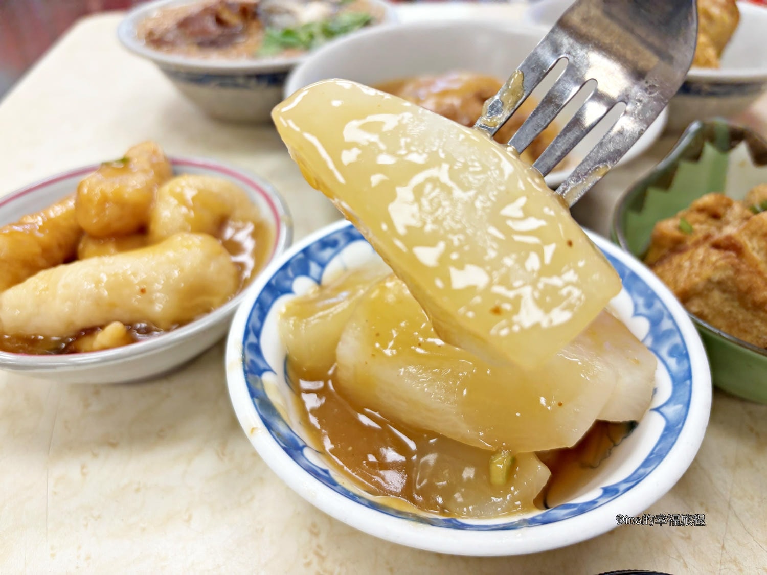【台北美食】春來蚵仔麵線。台北市七大天王專業麵線/平民美食小吃/傳統的美味/後山碑必吃美食