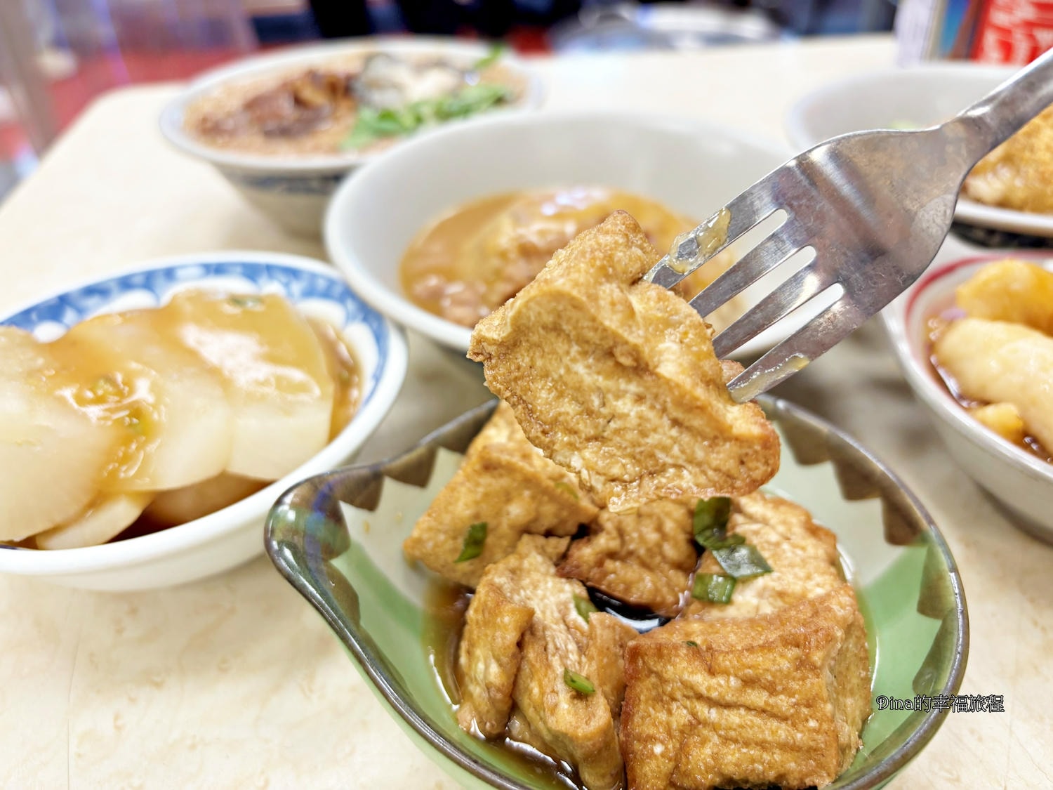 【台北美食】春來蚵仔麵線。台北市七大天王專業麵線/平民美食小吃/傳統的美味/後山碑必吃美食