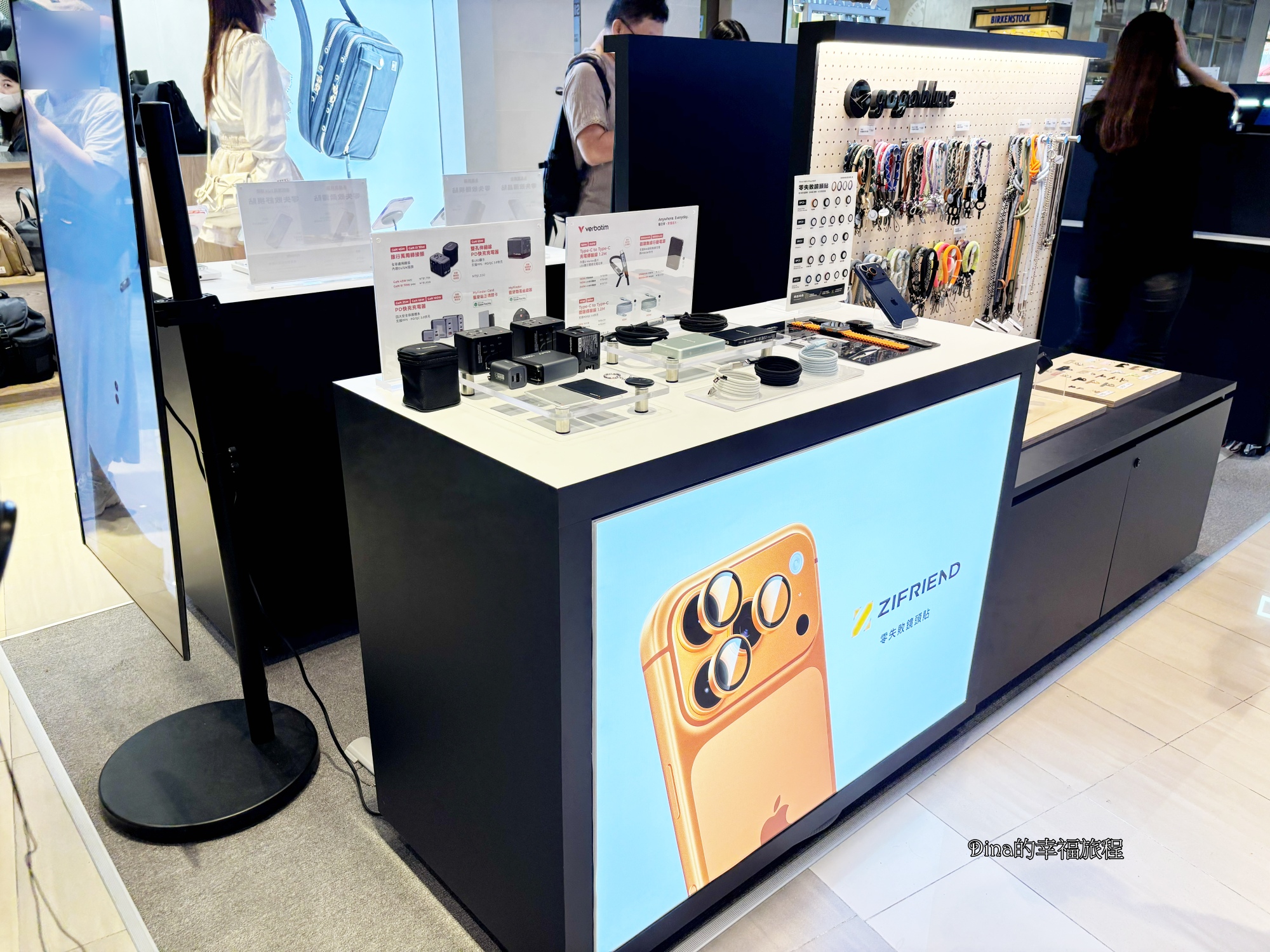 【桃園景點】大江購物中心裝置藝術  全桃最美網美打卡mall。全國獨家全年免費停車、打卡+優惠+新品牌  一進去就逛到出不來/最高CP值購物中心/2026 年中慶全攻略/桃園雨天備案景點