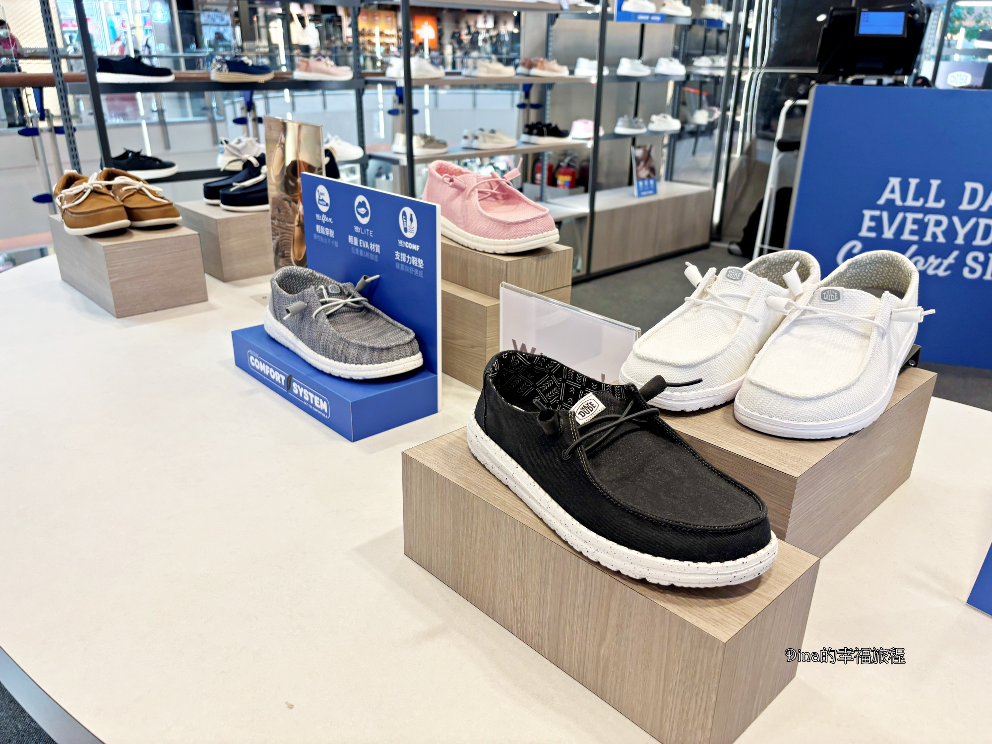 【桃園景點】大江購物中心裝置藝術 全桃最美網美打卡mall。全國獨家全年免費停車、打卡+優惠+新品牌 一進去就逛到出不來/最高CP值購物中心/2026 年中慶全攻略/桃園雨天備案景點 - 第51張圖 【桃園景點】大江購物中心裝置藝術 全桃最美網美打卡mall。全國獨家全年免費停車、打卡+優惠+新品牌 一進去就逛到出不來/最高CP值購物中心/2026 年中慶全攻略/桃園雨天備案景點