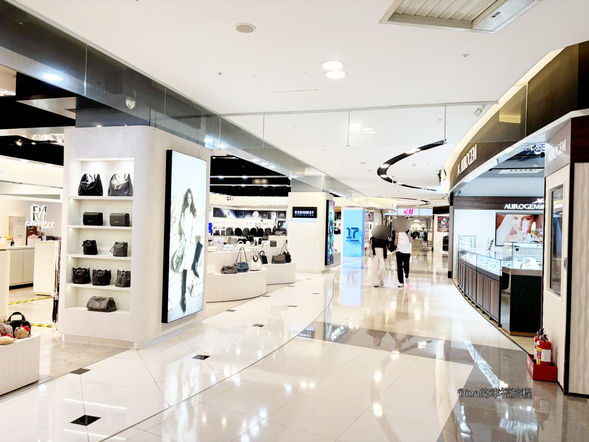【桃園景點】大江購物中心裝置藝術 全桃最美網美打卡mall。全國獨家全年免費停車、打卡+優惠+新品牌 一進去就逛到出不來/最高CP值購物中心/2026 年中慶全攻略/桃園雨天備案景點 - 第80張圖 【桃園景點】大江購物中心裝置藝術 全桃最美網美打卡mall。全國獨家全年免費停車、打卡+優惠+新品牌 一進去就逛到出不來/最高CP值購物中心/2026 年中慶全攻略/桃園雨天備案景點